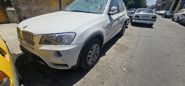 تصویر بی ام و X3 28 2