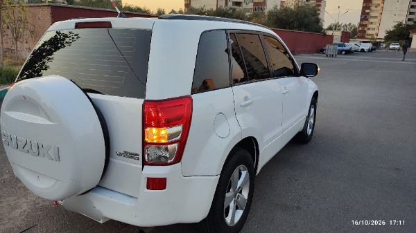 تصویر سوزوکی گرند ویتارا مونتاژ کلاس 8 اتوماتیک 2