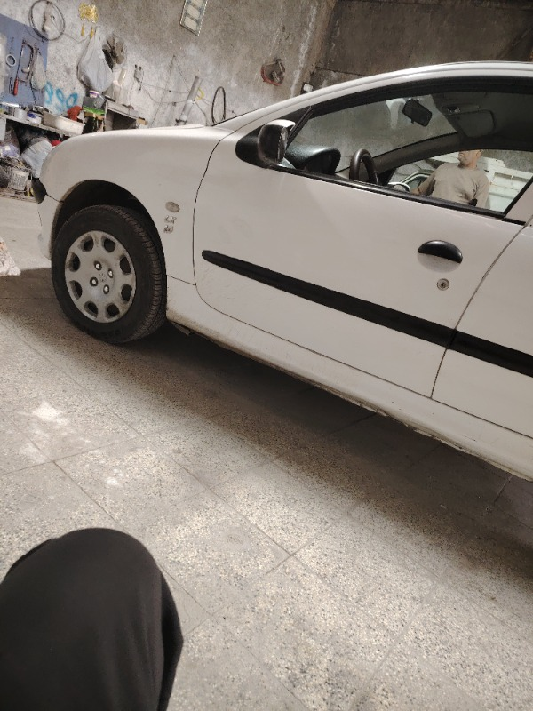 تصویر پژو 206 SD V8 1