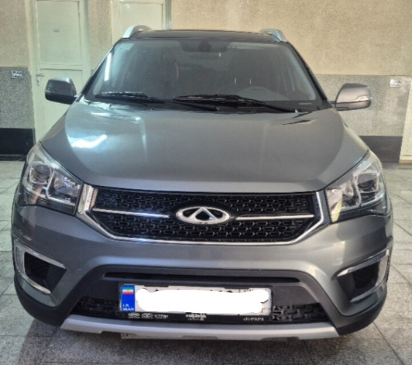 تصویر ام وی ام X22 دنده ای اسپرت لاکچری 3