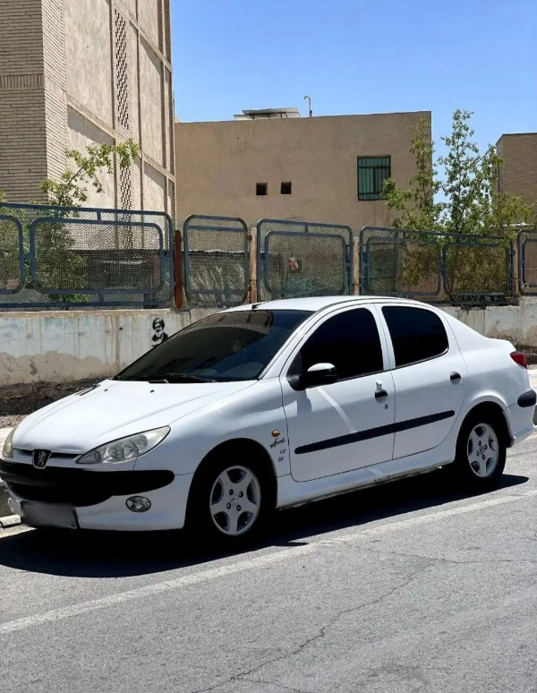 تصویر پژو 206 SD V8 1