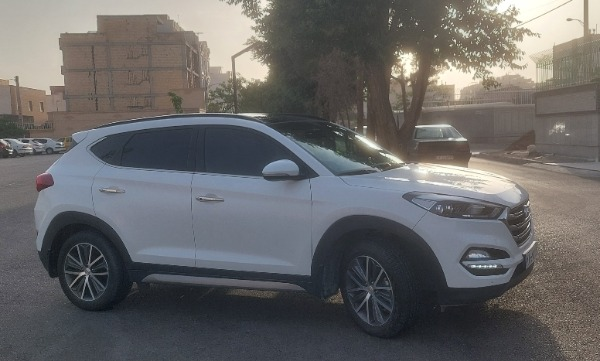 تصویر هیوندای توسان ix35 دو دیفرانسیل 1
