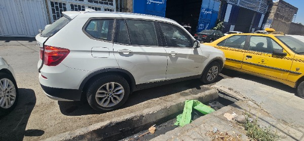 تصویر بی ام و X3 28 5